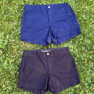 Old Navy Women's Navy Blue and Black Shorts Size 2 Everday Shorts Bundle of 2